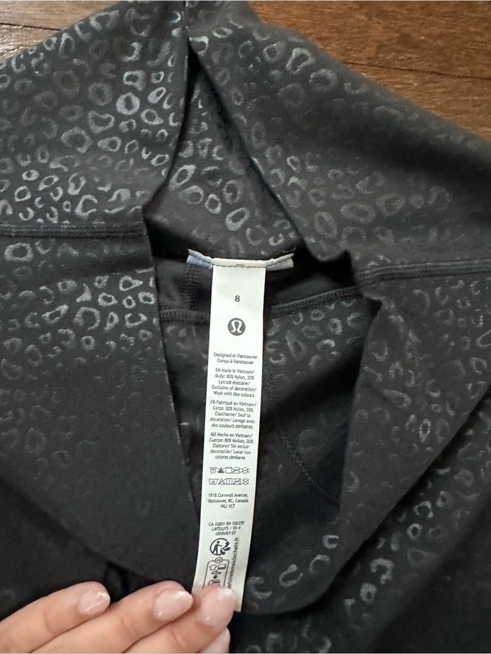 lululemon Align™ High-Rise Pant 25" black leopard embossed size 8 NWT - Picture 10 of 15